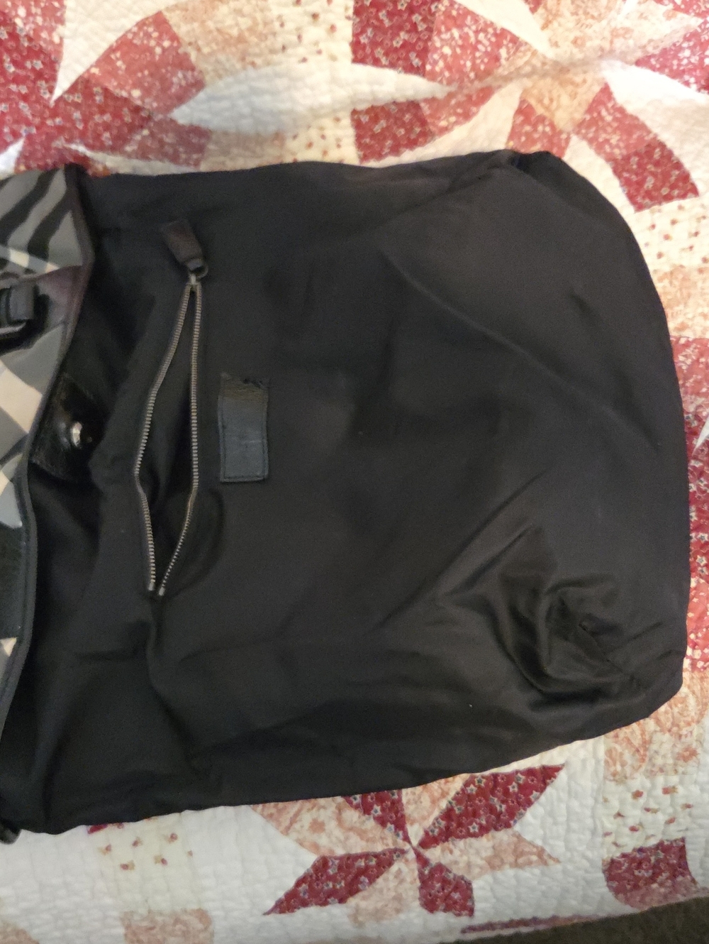 Burberry Patent Leather and Nylon large tote - Picture 12 of 13